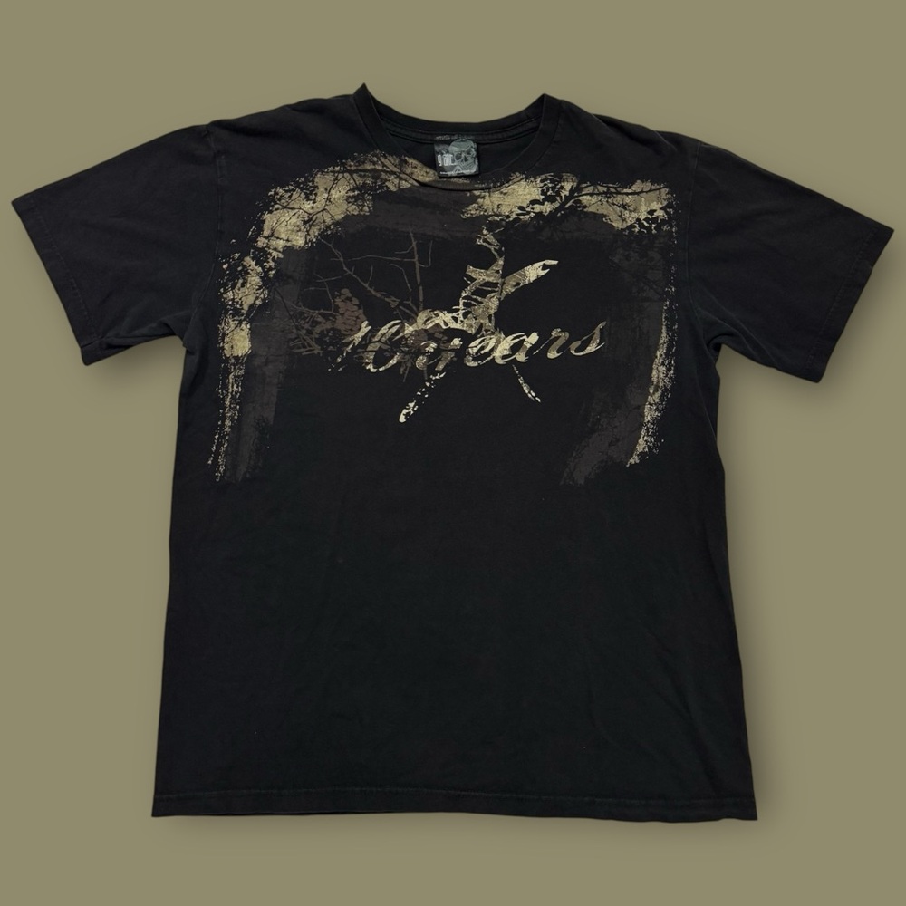 Vintage Y2K Giant 10 Years Graphic Tee